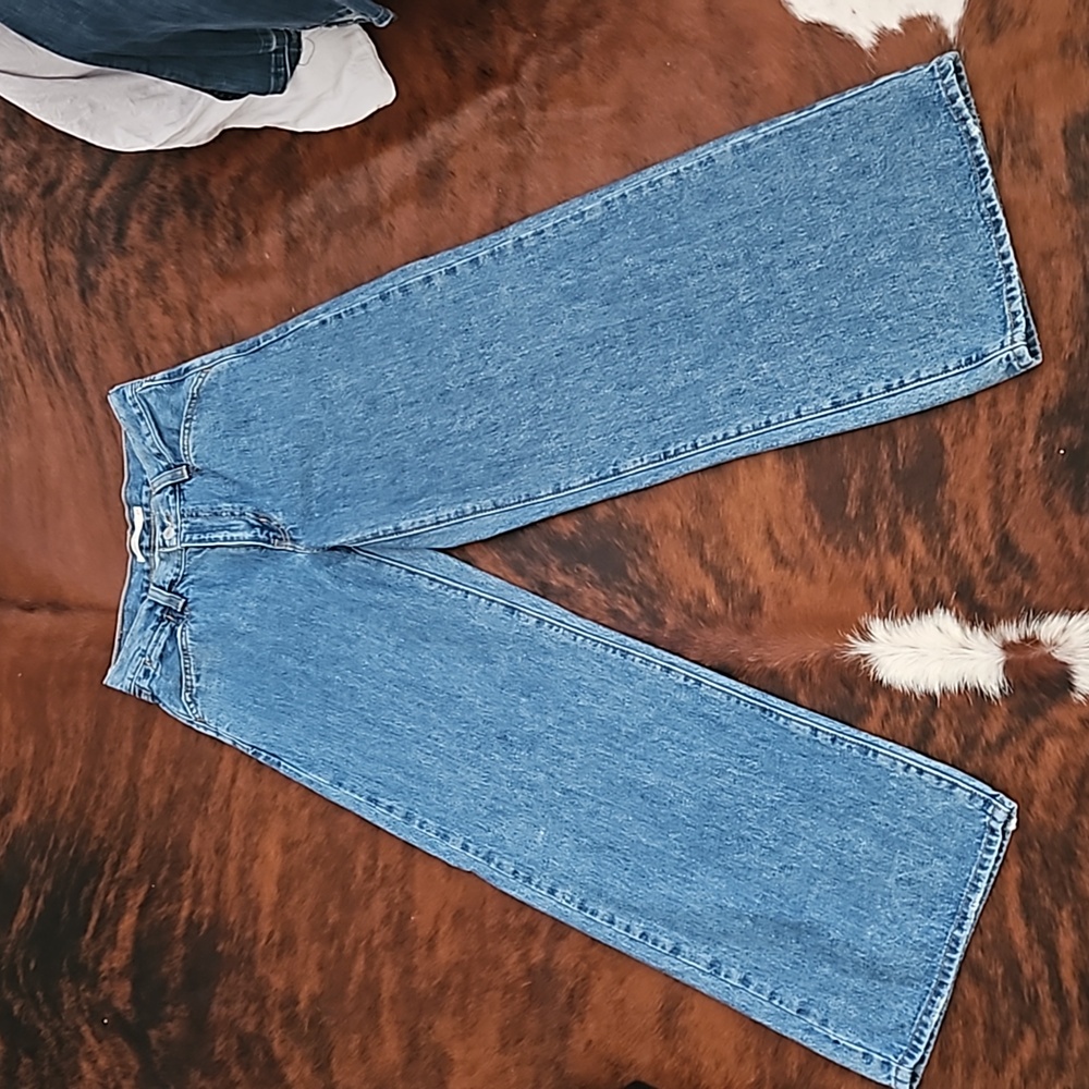 Levi Wide Leg Jeans